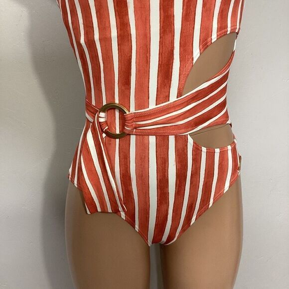 New. Vince Camuto stripe swimsuit. MSRP $139. Size 6 - Picture 9 of 16